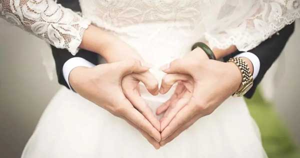 【婚姻】婆媳关系中,儿子应该怎么做?